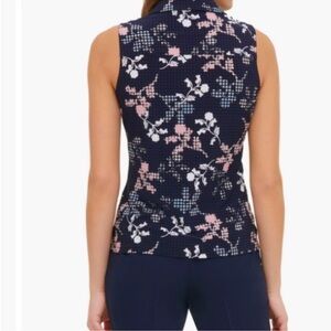 Tommy Hilfiger sleeveless button down collared women’s top